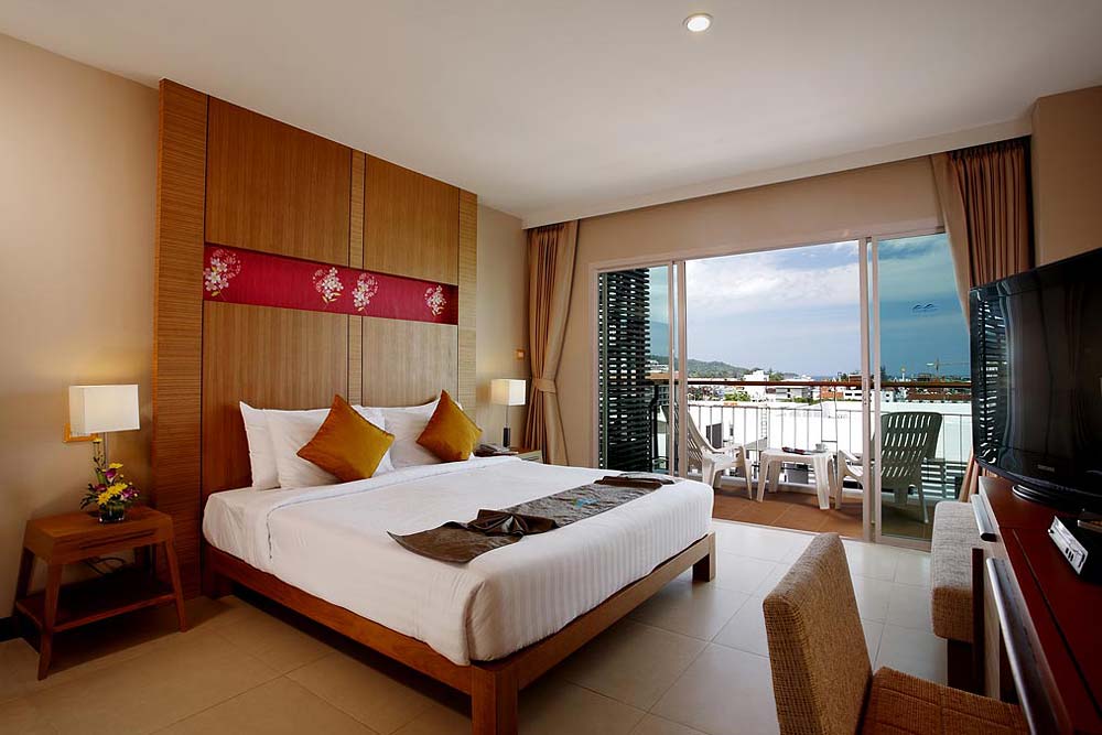 โรงแรมอันดาคีรา ป่าตอง (Andakira Hotel Patong)