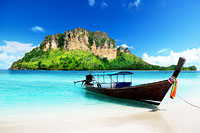 ทัวร์กระบี่ 4 เกาะ ทะเลแหวก โดยเรือหางยาว