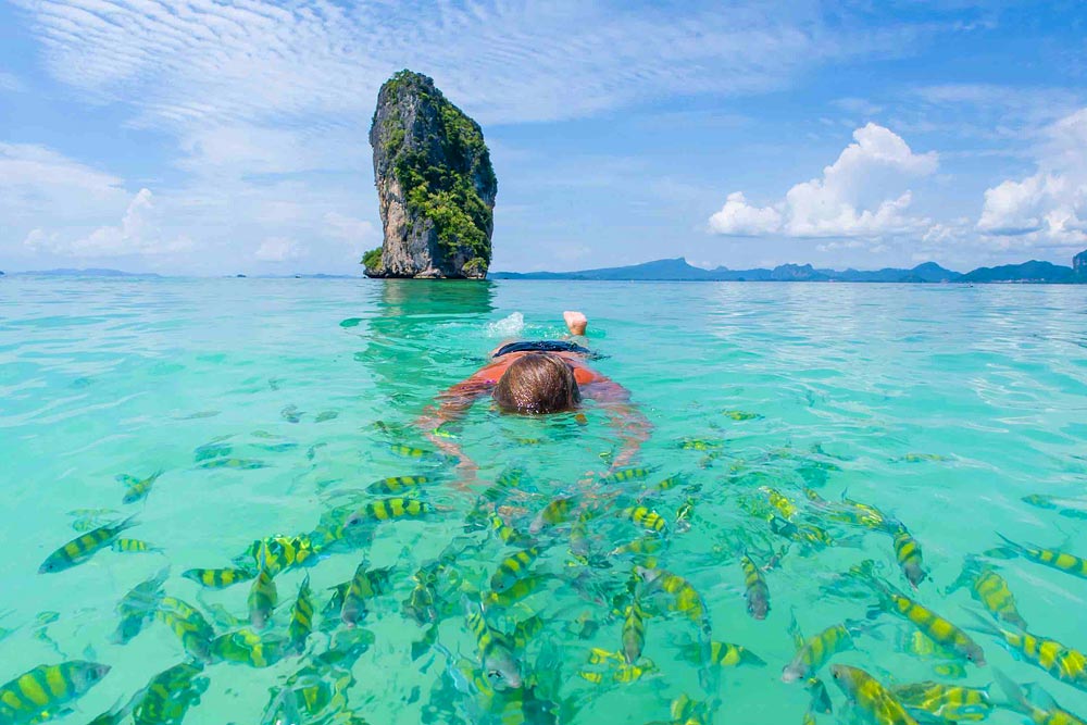 ทัวร์กระบี่ 4 เกาะ ทะเลแหวก โดยเรือหางยาว