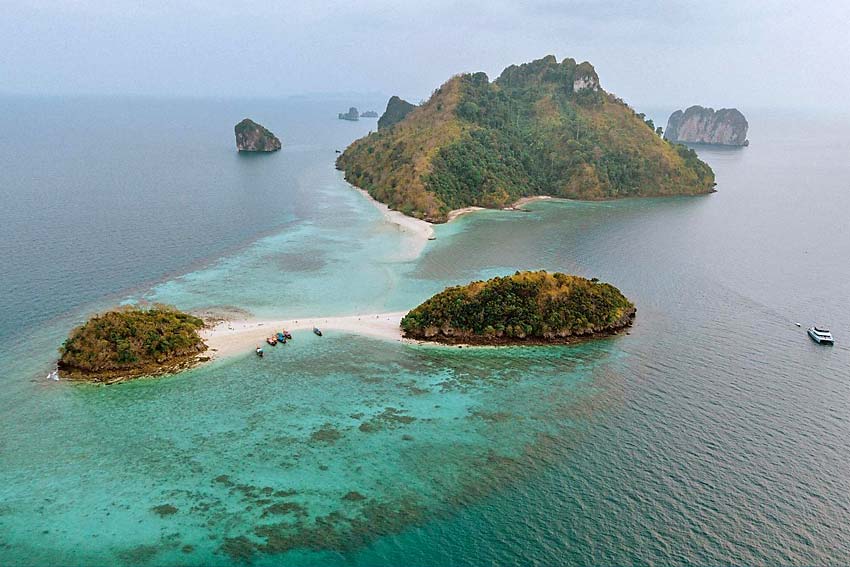 ทัวร์ล่องเรือยอร์ชหรูท่องทะเลกระบี่