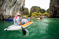 ทัวร์อ่าวพังงา + พายแคนู โดยเรือใหญ่