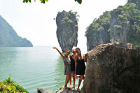 ทัวร์อ่าวพังงา + พายแคนู โดยเรือใหญ่