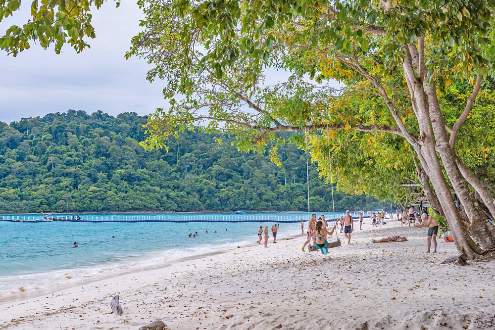 ทัวร์เกาะรอก+เกาะห้าโดยเรือเร็วสปีดโบ๊ท กับ Seastar Andaman