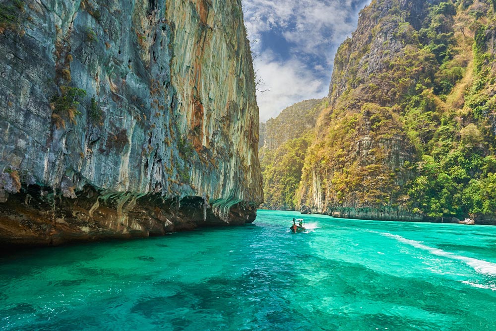 ทัวร์เกาะพีพี โดยเรือใหญ่ (เฟอร์รี่)