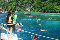 ทัวร์เกาะพีพี โดยเรือใหญ่ (เฟอร์รี่)