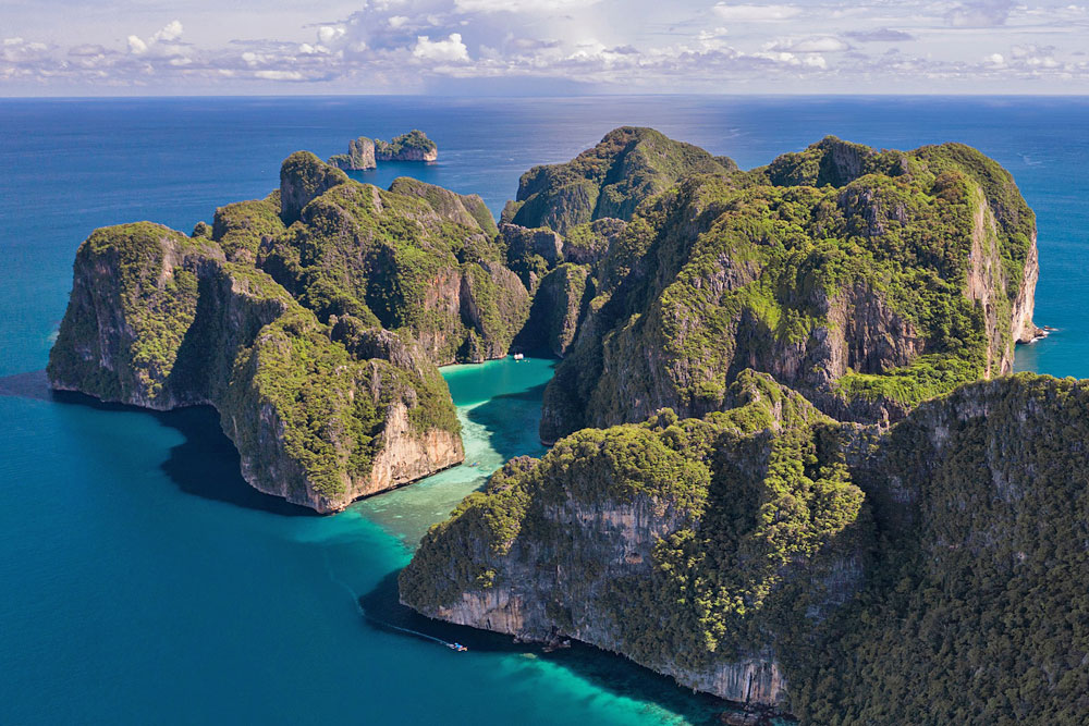 ทัวร์เกาะพีพี มาหยา เกาะไผ่ โดยเรือเร็วสปีดโบ๊ท