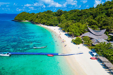 ทัวร์บานาน่าบีช เกาะเฮ โดยเรือเร็วสปีดโบ๊ทหรือเรือใบคาตามาราน แบบจอยทัวร์