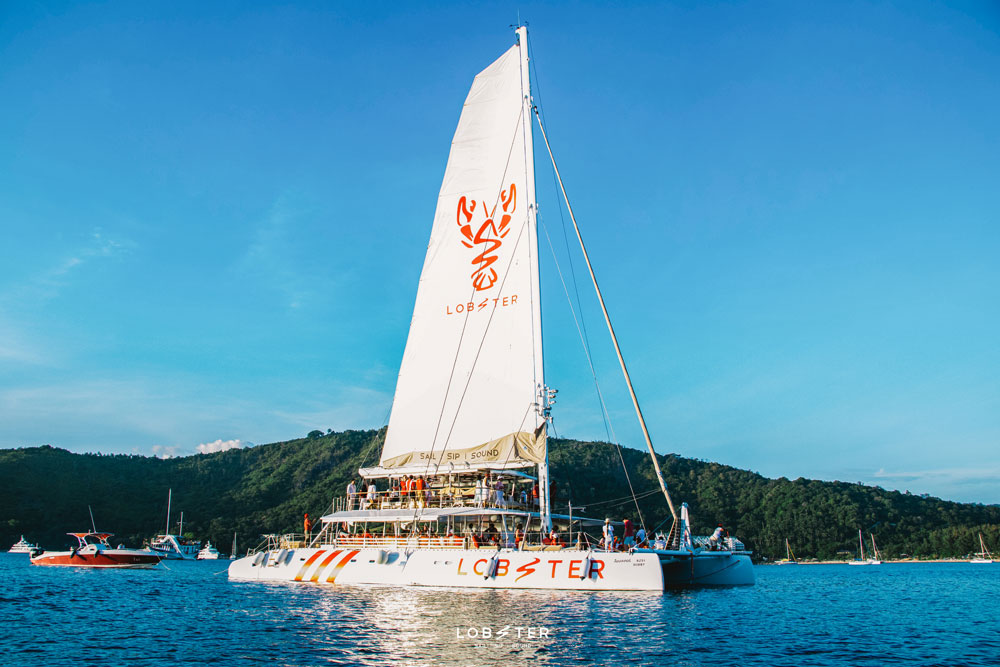 ทัวร์ล่องเรือ Lobster Yacht ปาร์ตี้ยอร์ช ภูเก็ต