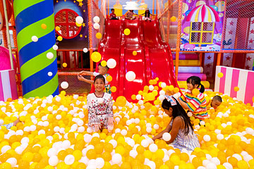 เพลย์แลนด์ (Carnimal Playland)