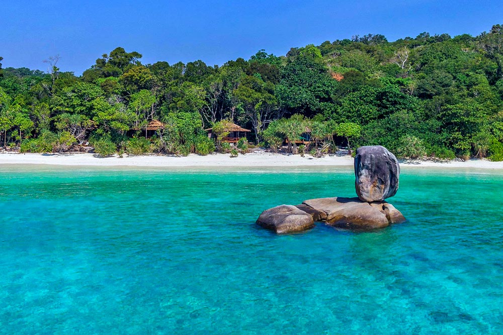 ทัวร์เกาะนาคินโย (Boulder Island) กับ Love Andaman